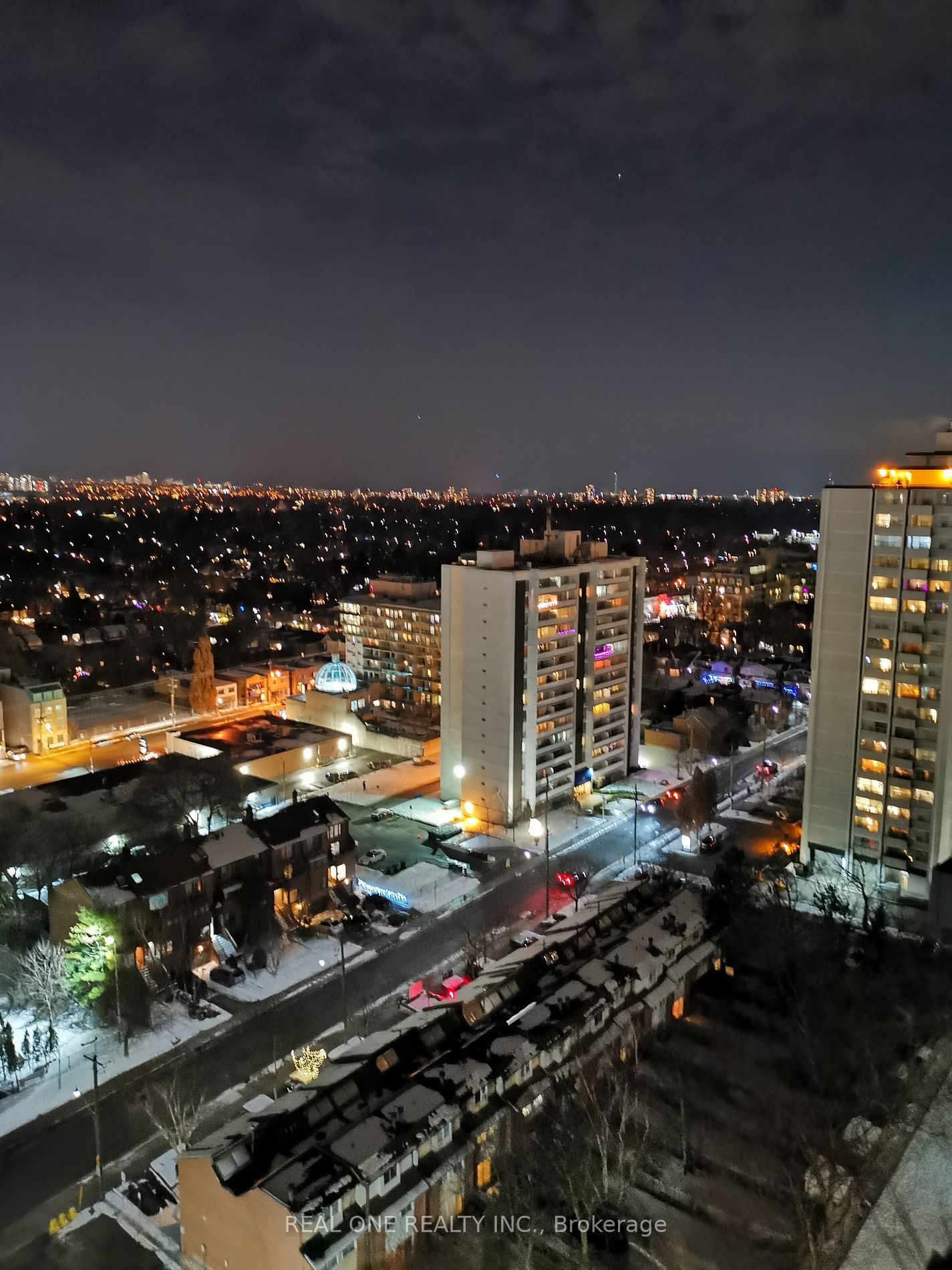 The Eglinton Condos, Midtown, Toronto