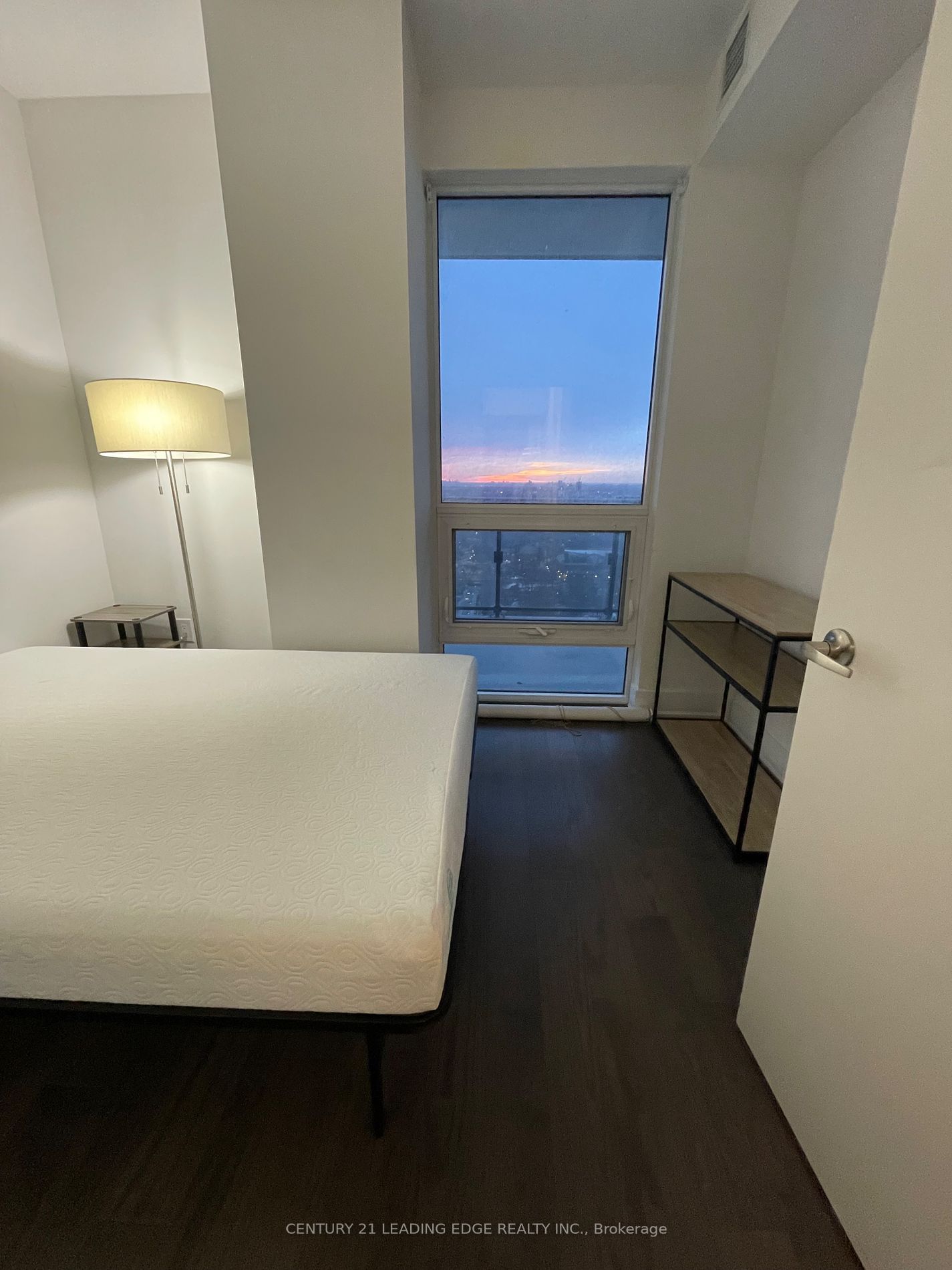 955 Bay St, unit 3303 for rent