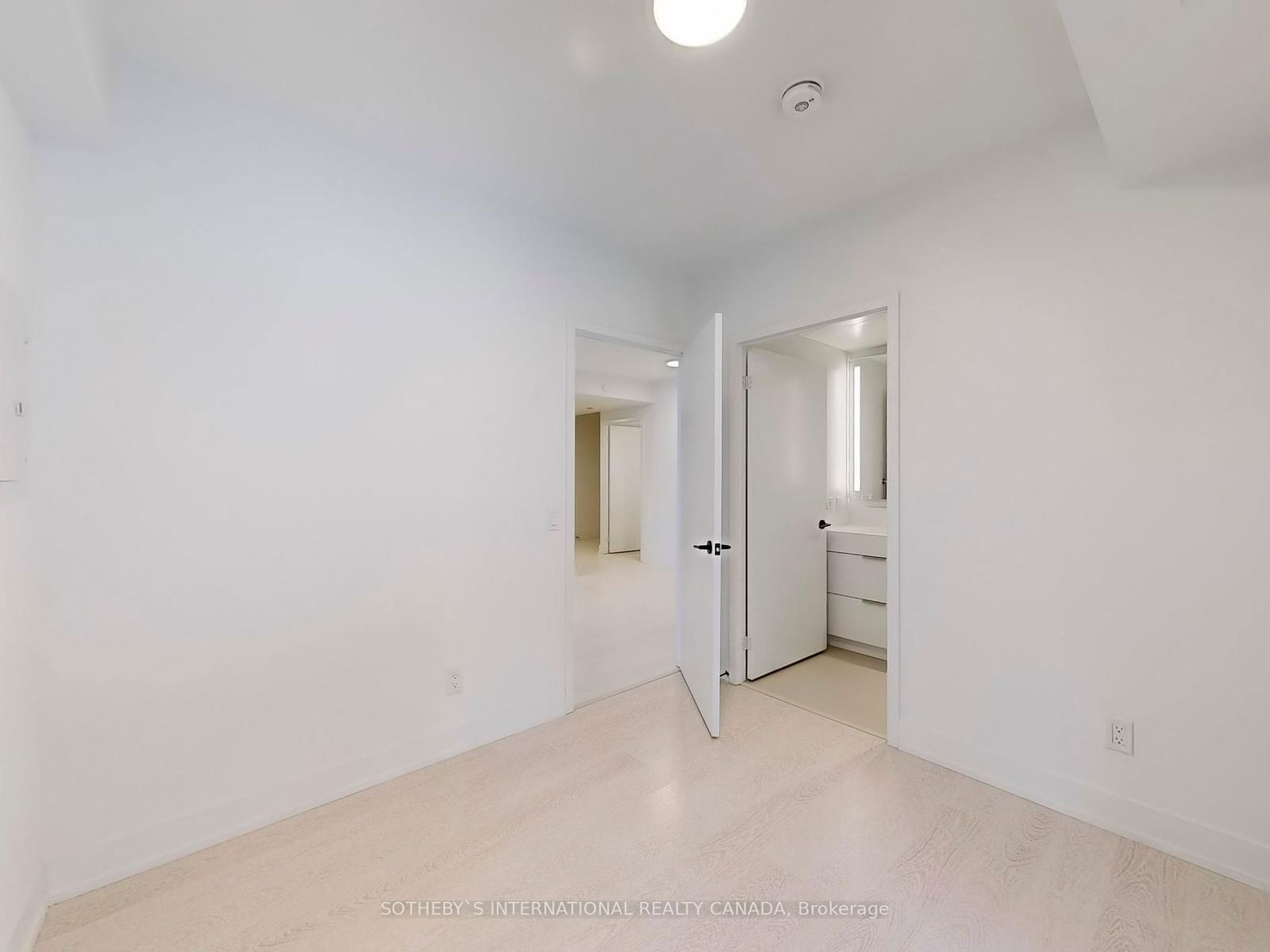 308 Jarvis St, unit 513 for rent