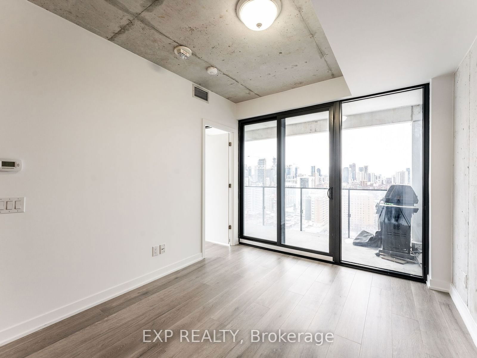 55 Ontario St, unit 2109 for rent