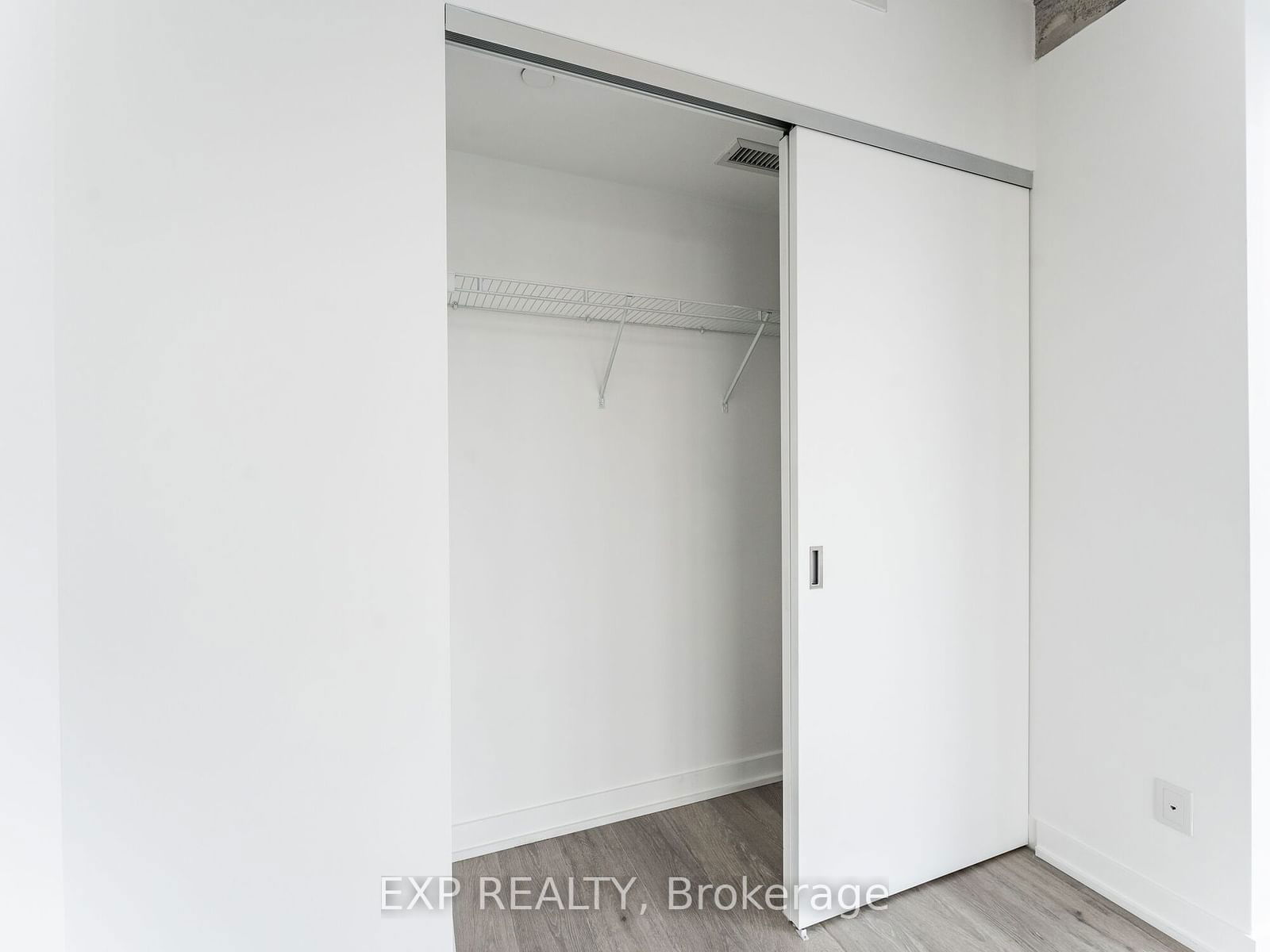 55 Ontario St, unit 2109 for rent