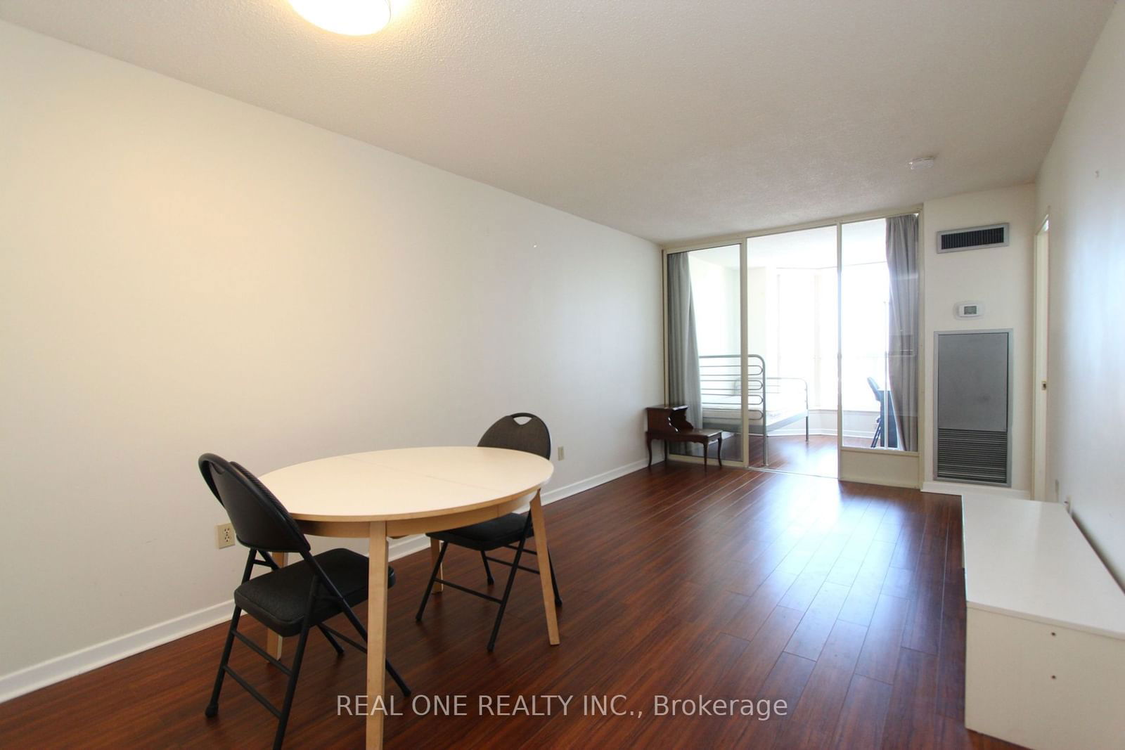 44 St Joseph St, unit 2316 for sale