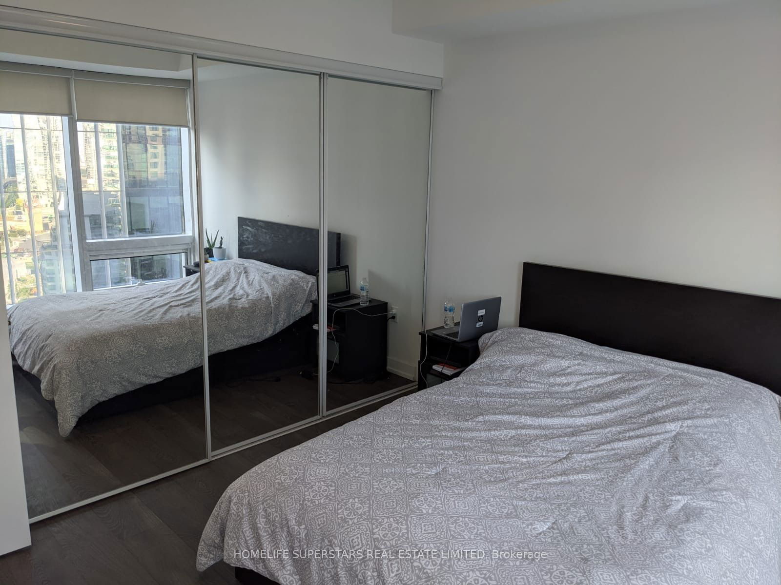 10 York St, unit 2404 for rent