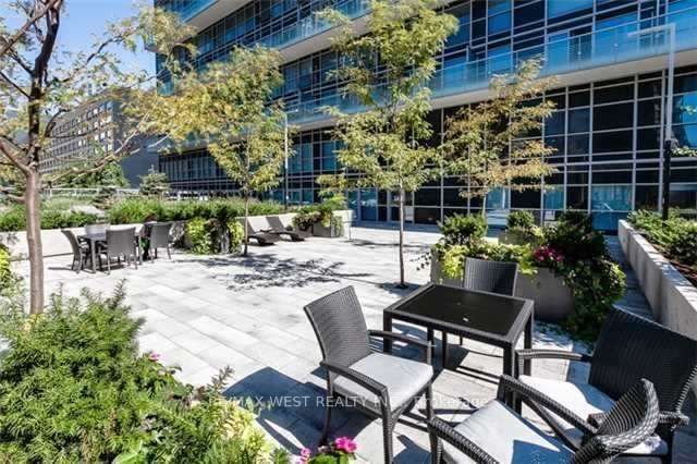 386 Yonge St, unit 2706 for rent