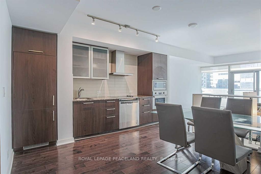 12 York St, unit 1509 for rent