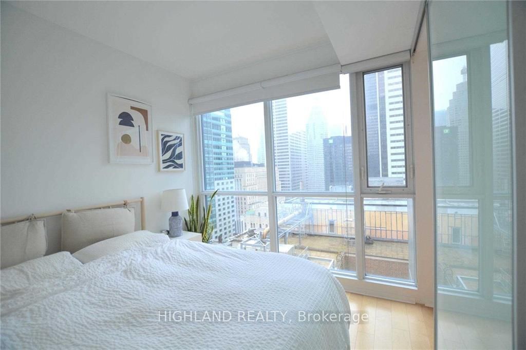 70 Temperance St, unit 3108 for rent