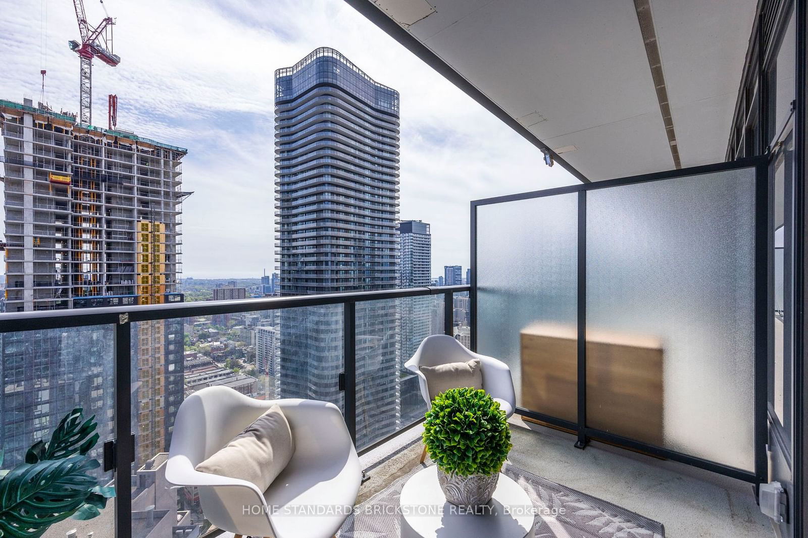 955 Bay St, unit 3907 for sale