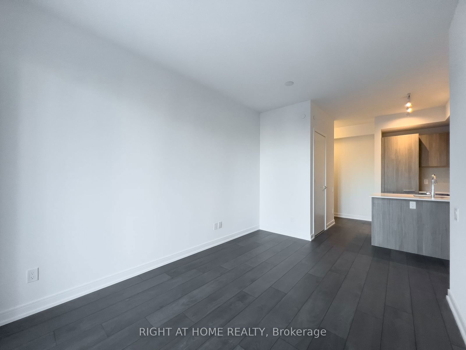 3 Gloucester St, unit 1606 for rent