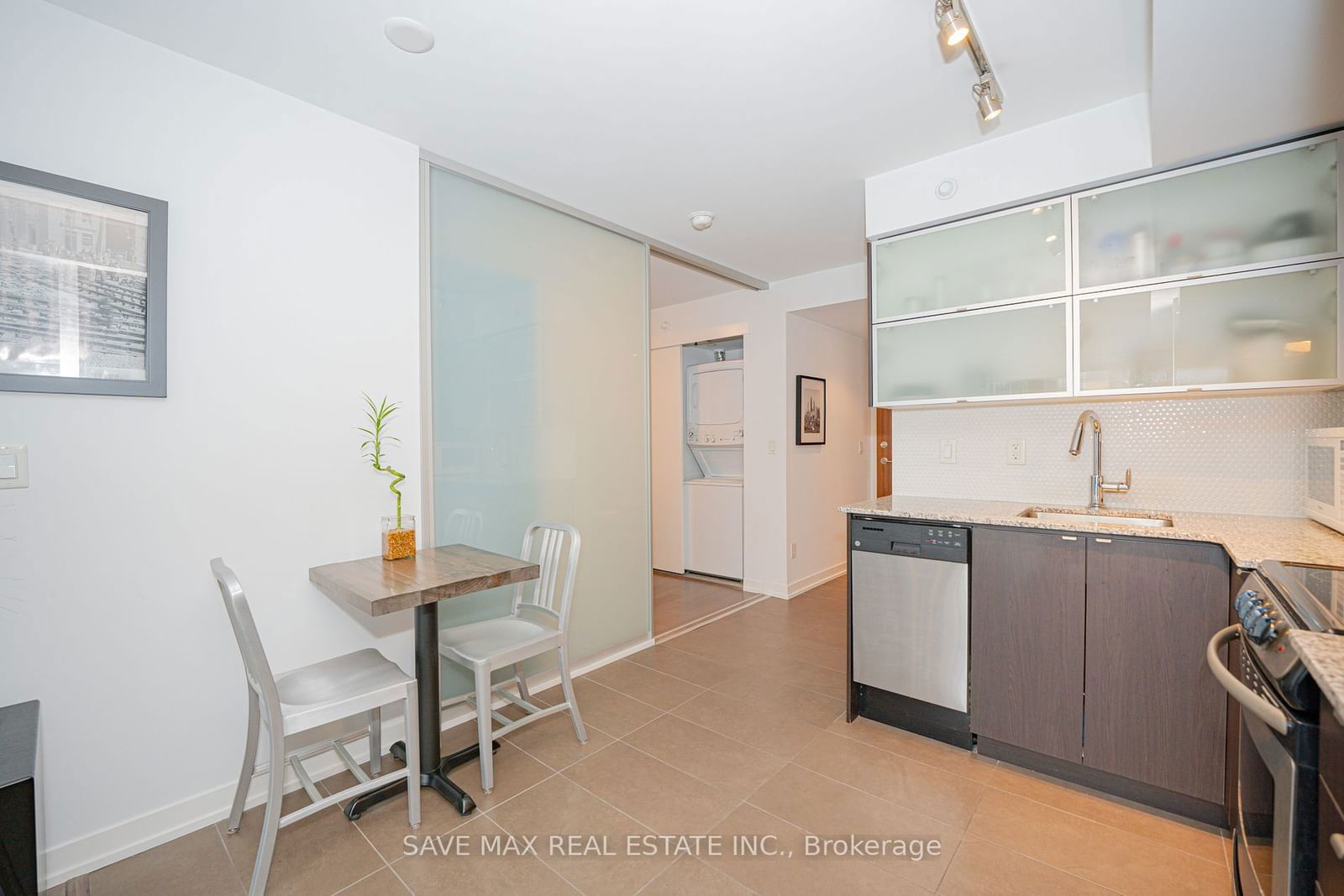 170 FORT YORK Blvd, unit 407 for sale