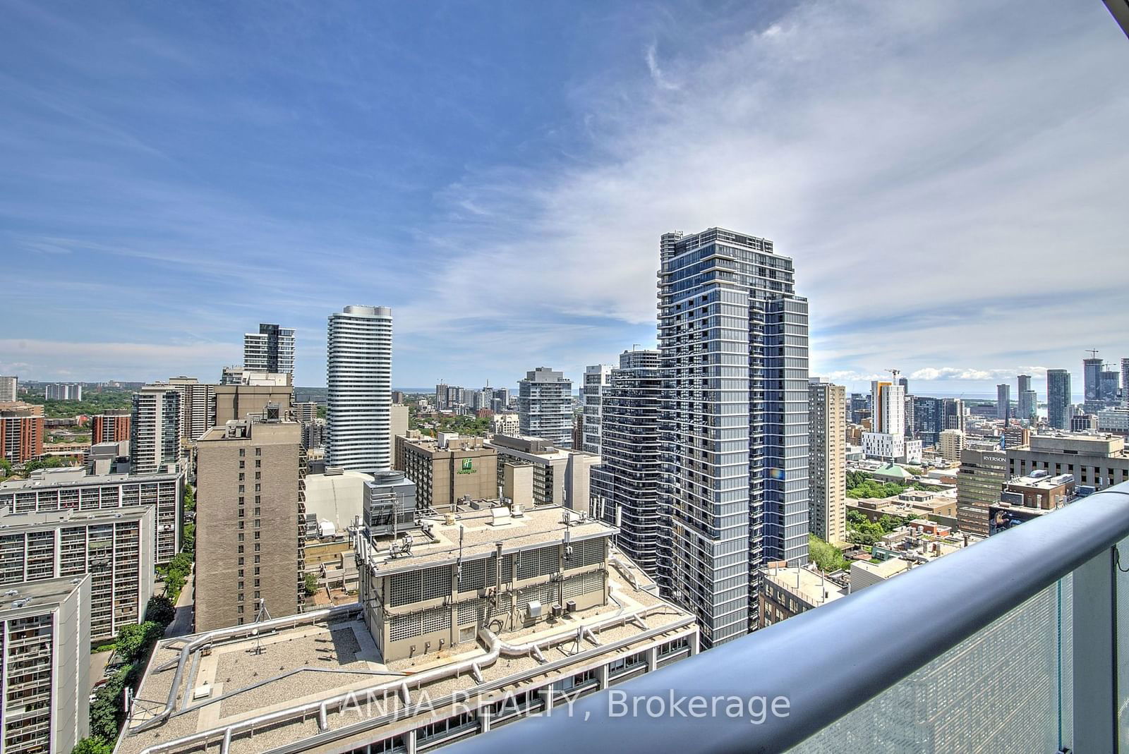 7 Grenville St, unit 3008 for rent