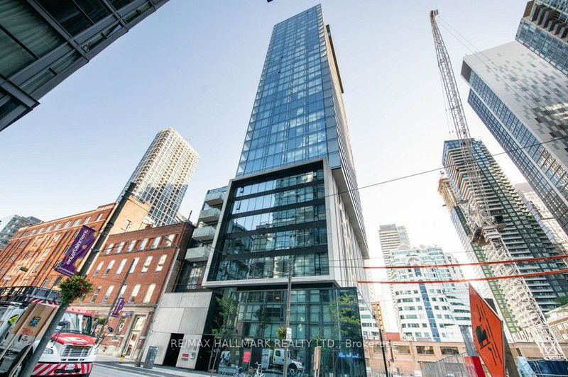 11 Charlotte St, unit 1305 for sale