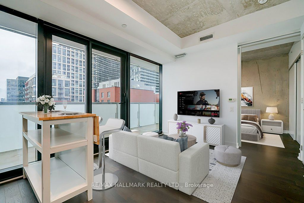 11 Charlotte St, unit 1305 for sale