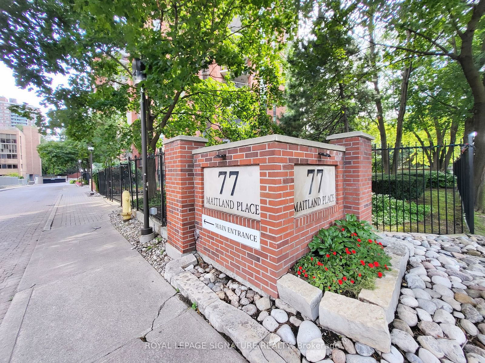 77 Maitland Pl, unit 205 for sale