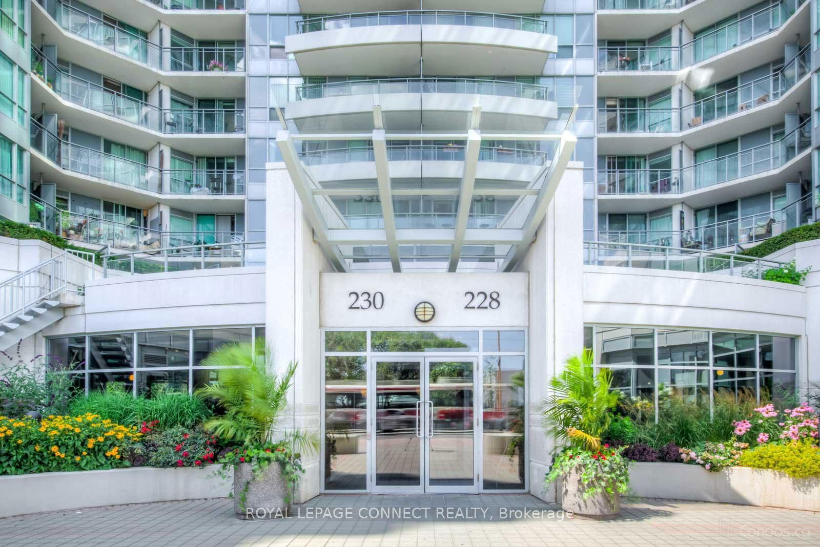 228 Queens Quay W, unit 1811 for rent