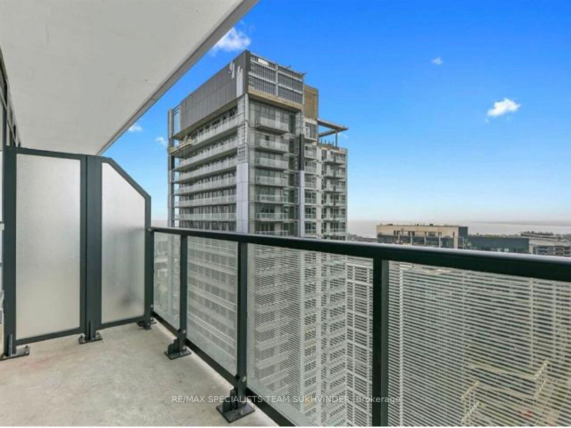 50 Ordnance St, unit 2703 for sale