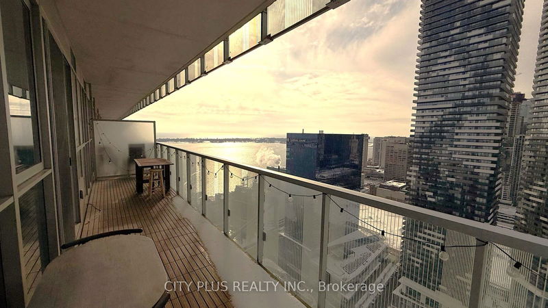 15 Lower Jarvis St, unit 3609 for sale