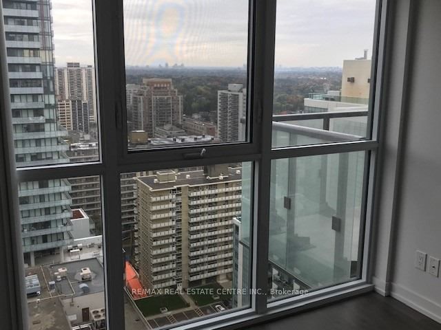 125 Redpath Ave Ave, unit 2403 for rent