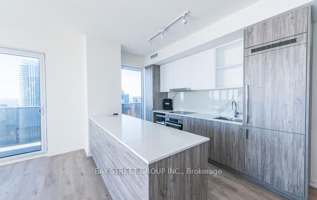 138 Downes St, unit 5809 for rent