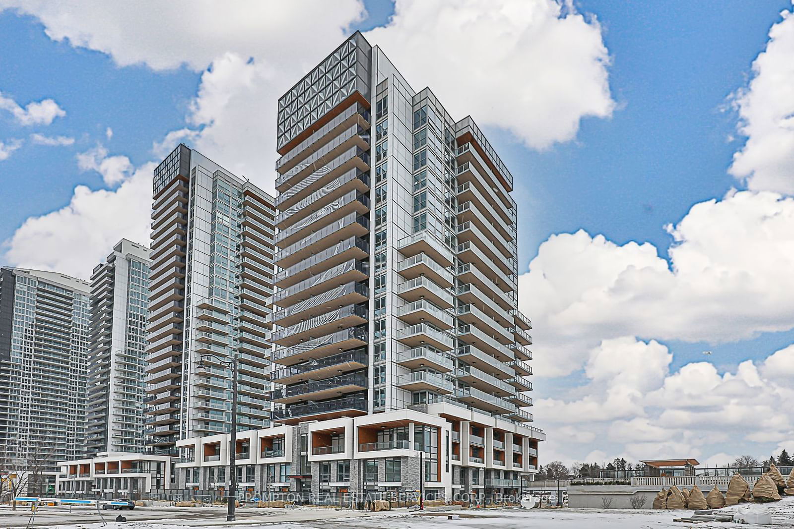 25 Mcmahon Dr, unit 2102 for sale