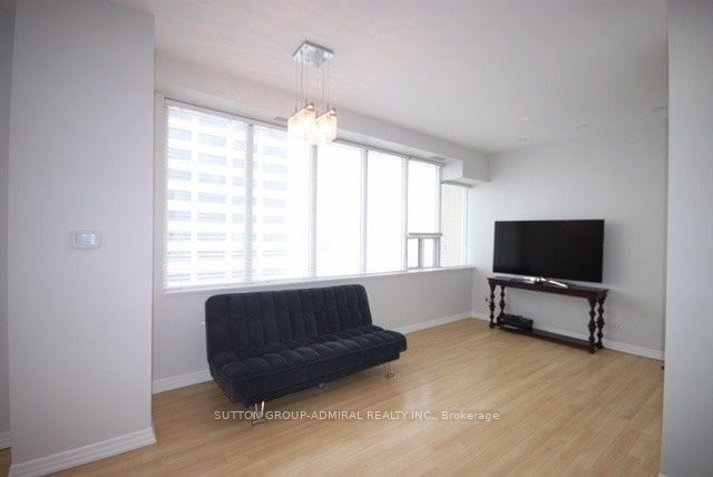 797 Don Mills Rd, unit 1501 for rent