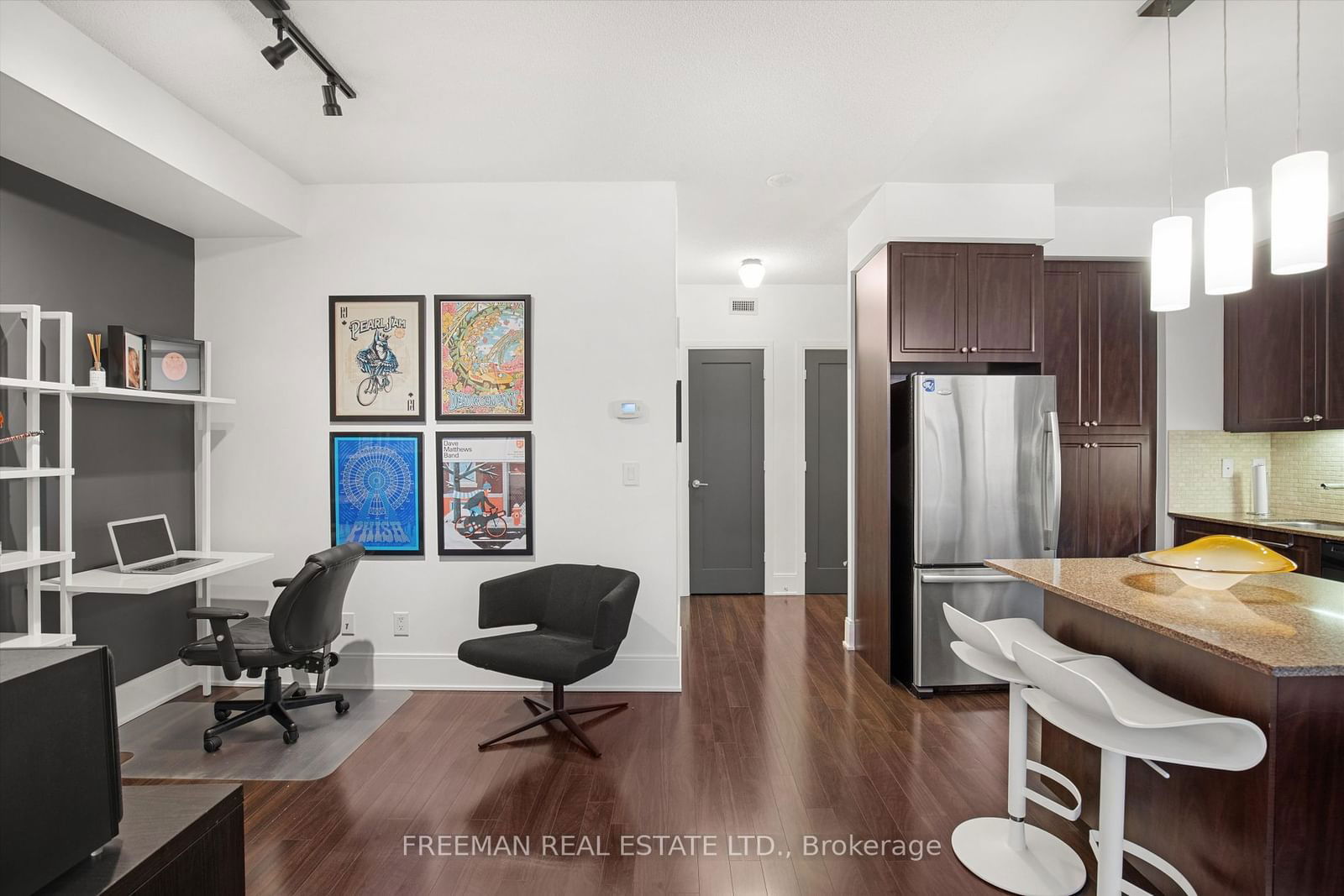 25 Broadway Ave S, unit 1005 for sale