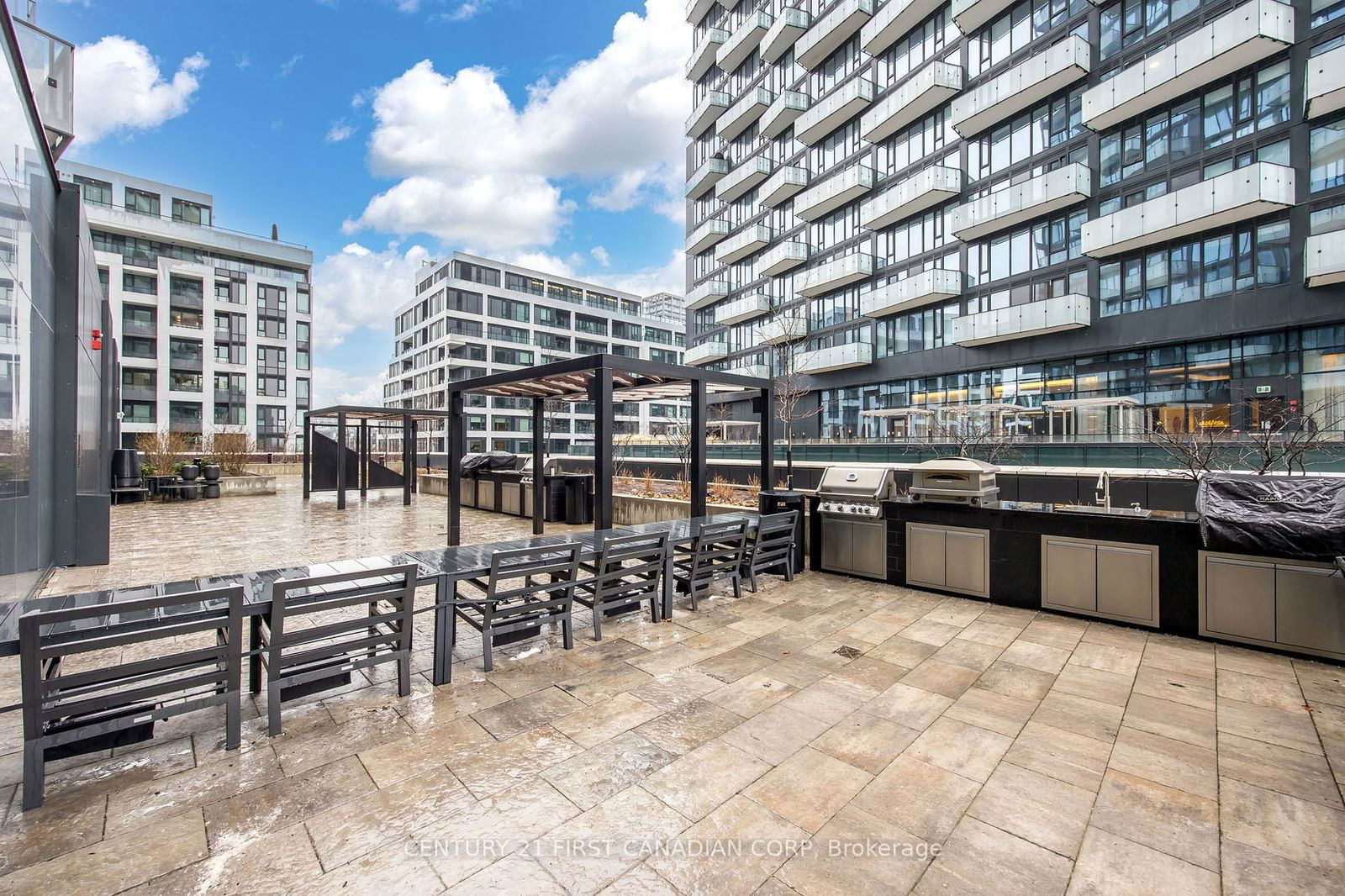 470 Front St W, unit 1310 for sale