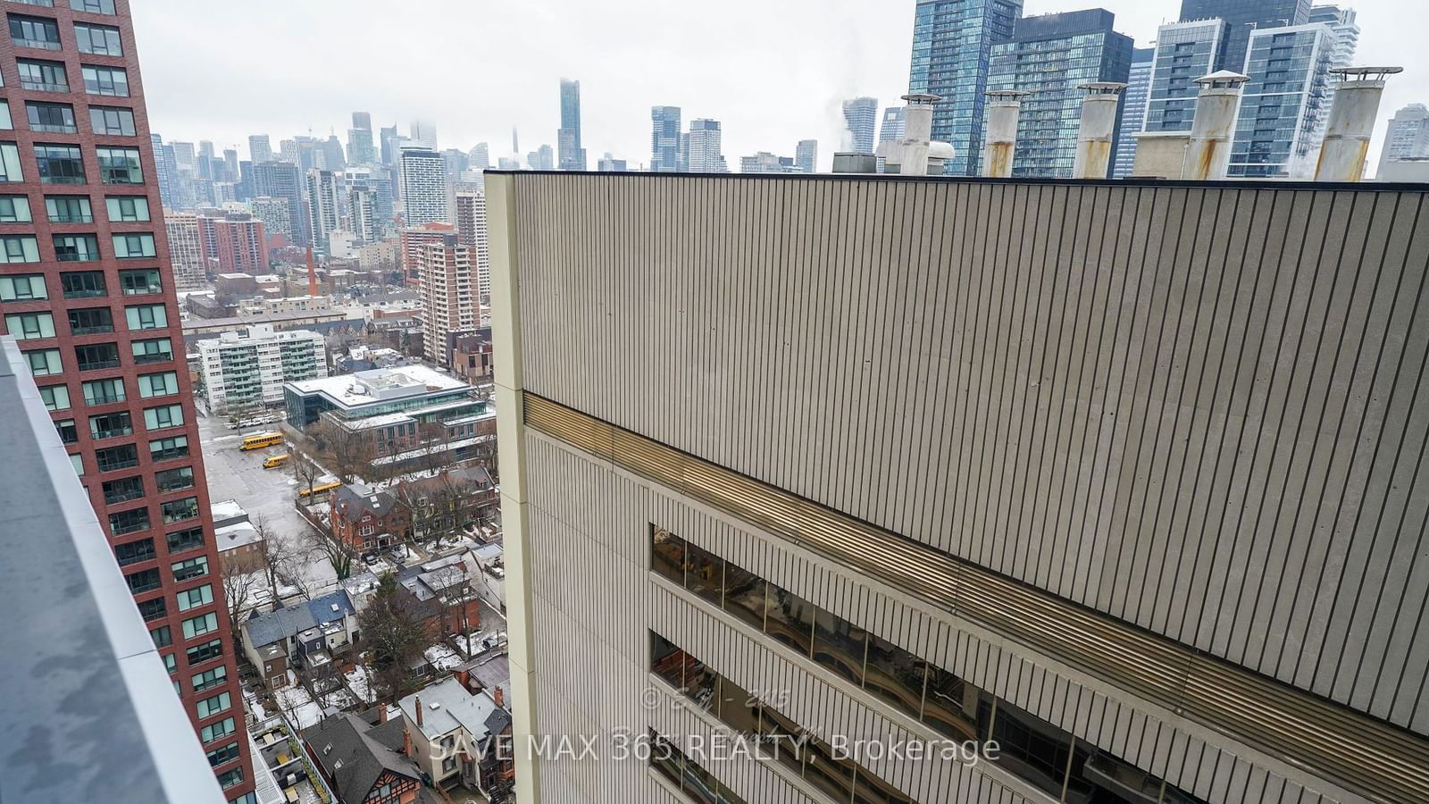 395 Bloor St E, unit 2503 for sale