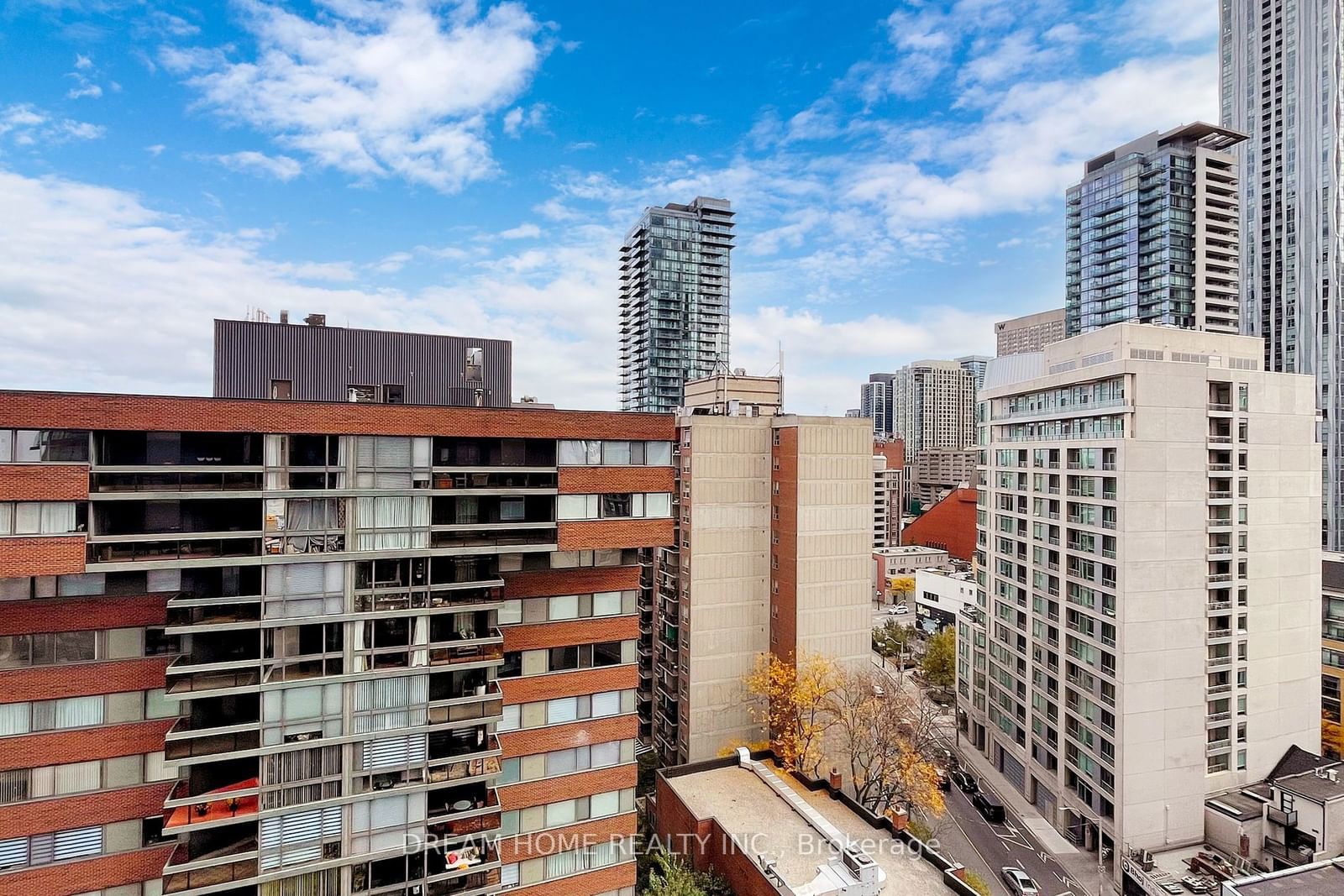 32 Davenport Rd, unit 1306 for sale