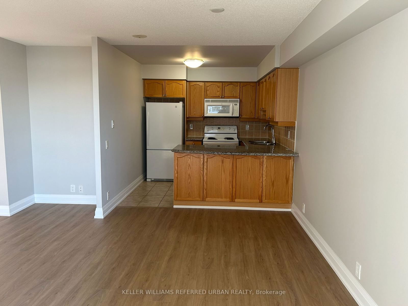 80 Harrison Garden Blvd, unit 724 for rent