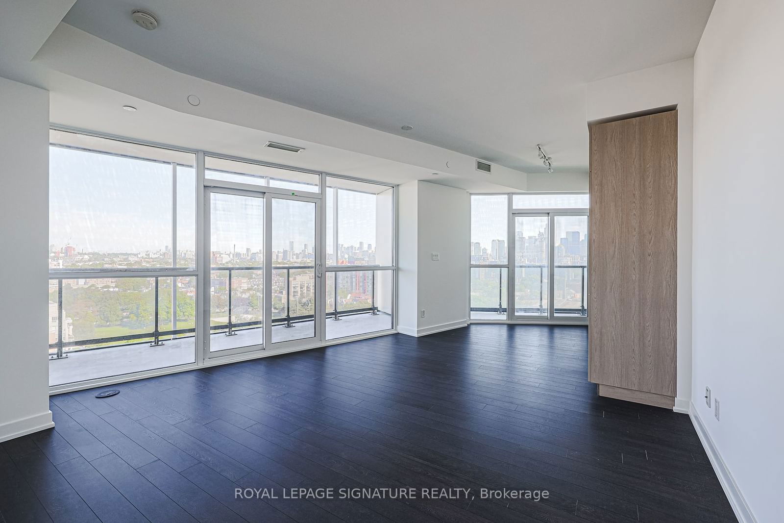 50 Ordnance St, unit 1409 for sale