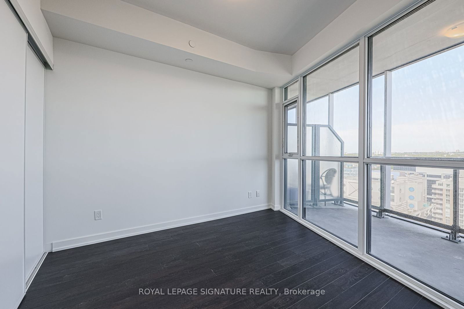 50 Ordnance St, unit 1409 for sale