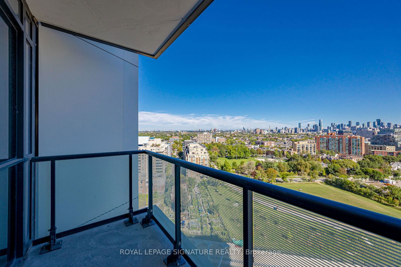 50 Ordnance St, unit 1409 for sale