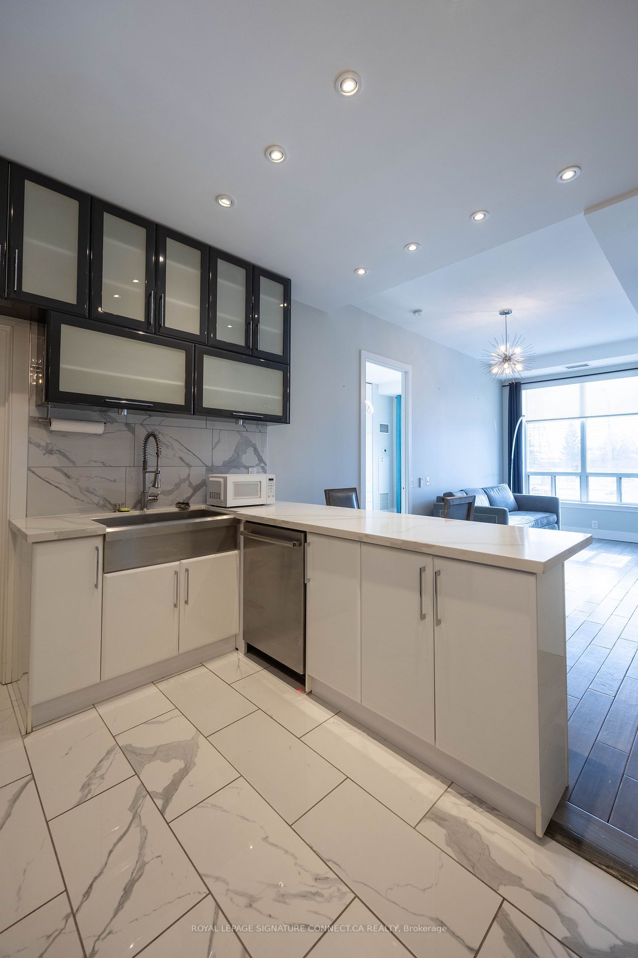 1720 Eglinton Ave E, unit 106 for rent