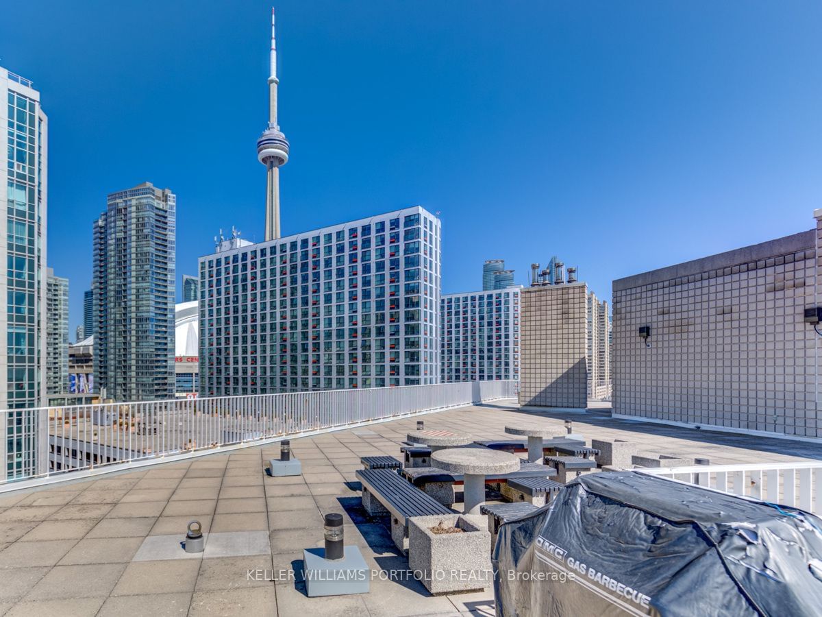 Harbour Terrace, Downtown, Toronto