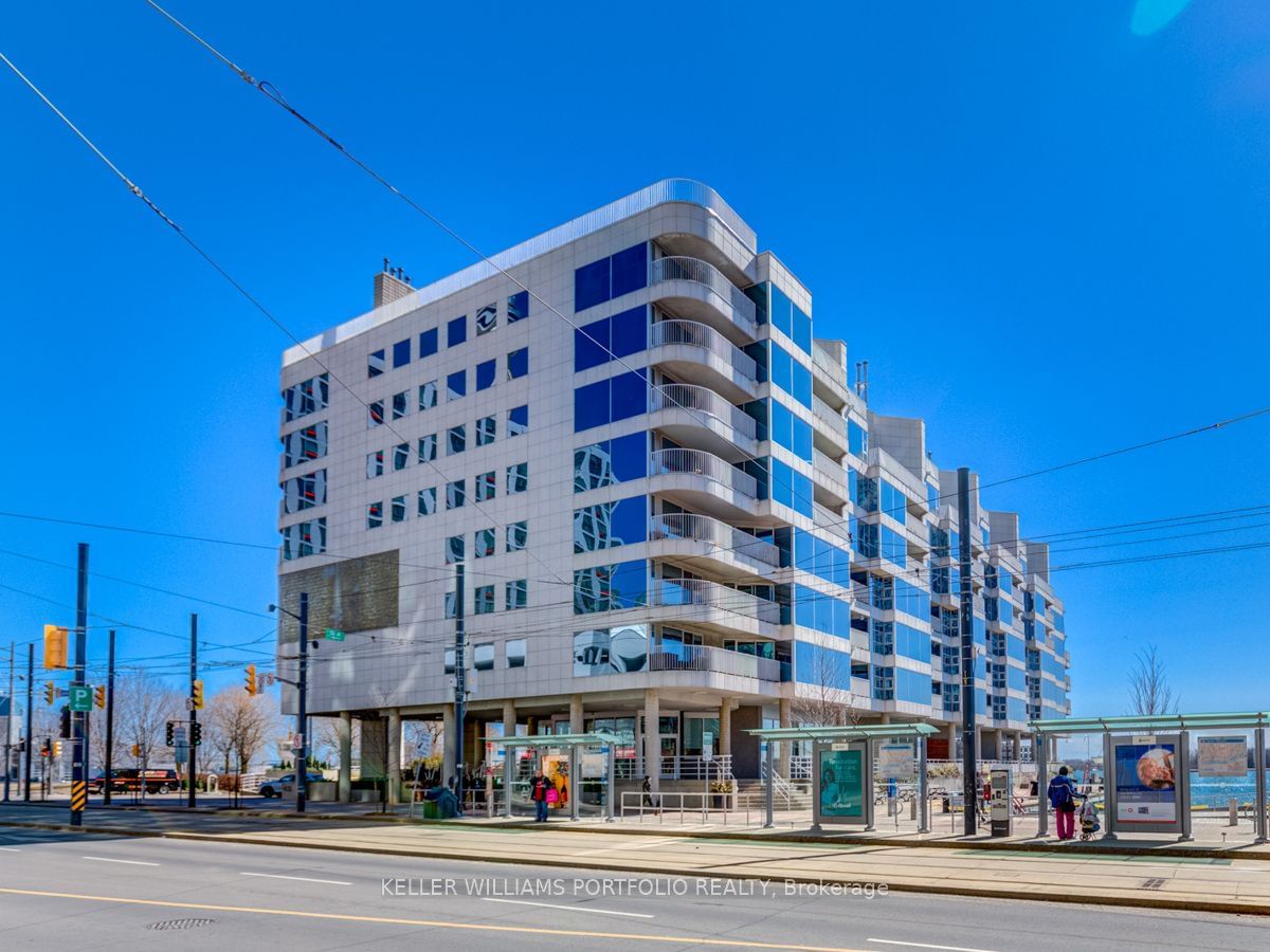 Harbour Terrace, Downtown, Toronto