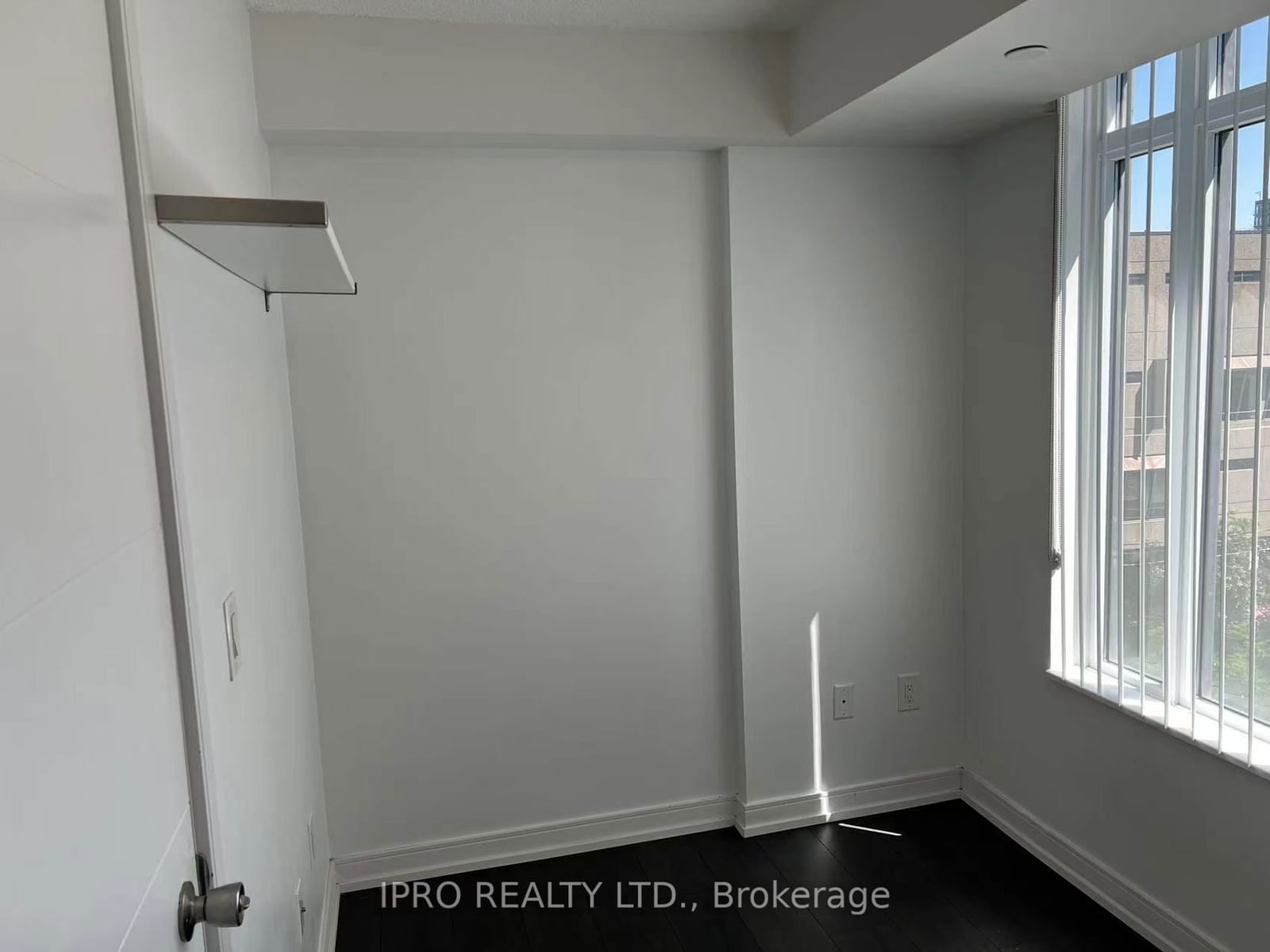 525 Adelaide St W, unit 616 for rent