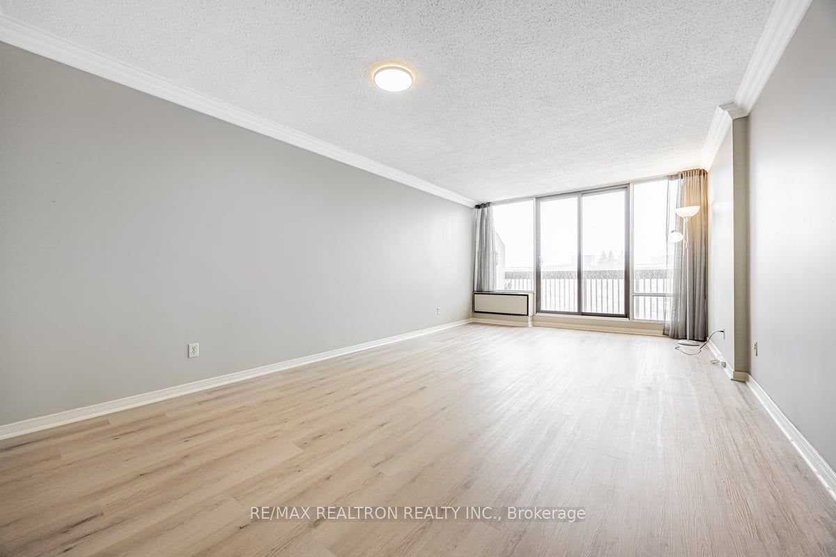 30 Fashion Roseway, unit 518E for sale