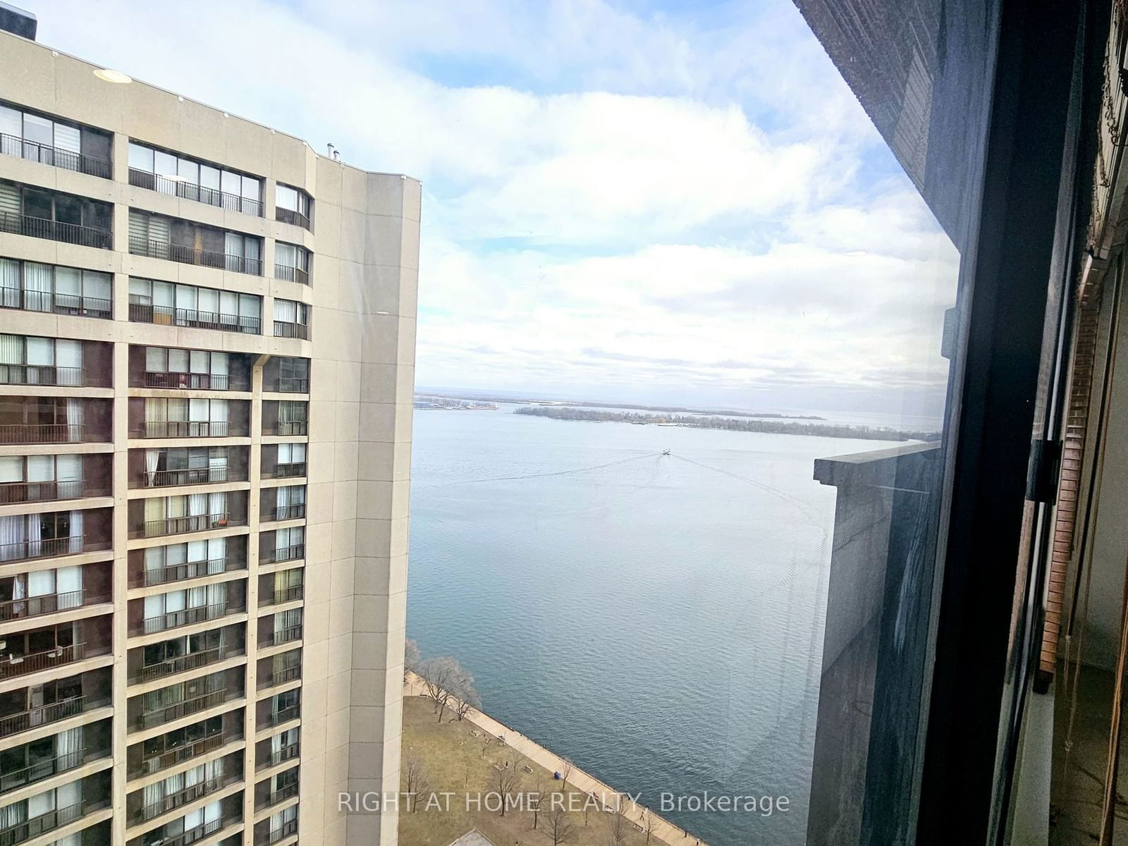 65 Harbour Sq, unit 3306 for rent