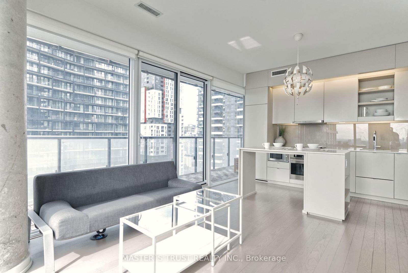 101 Peter St, unit 2511 for sale