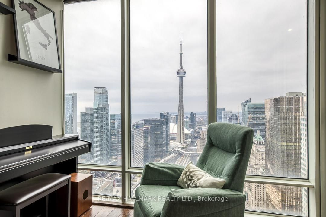 8 The Esplanade, unit 5403 for rent