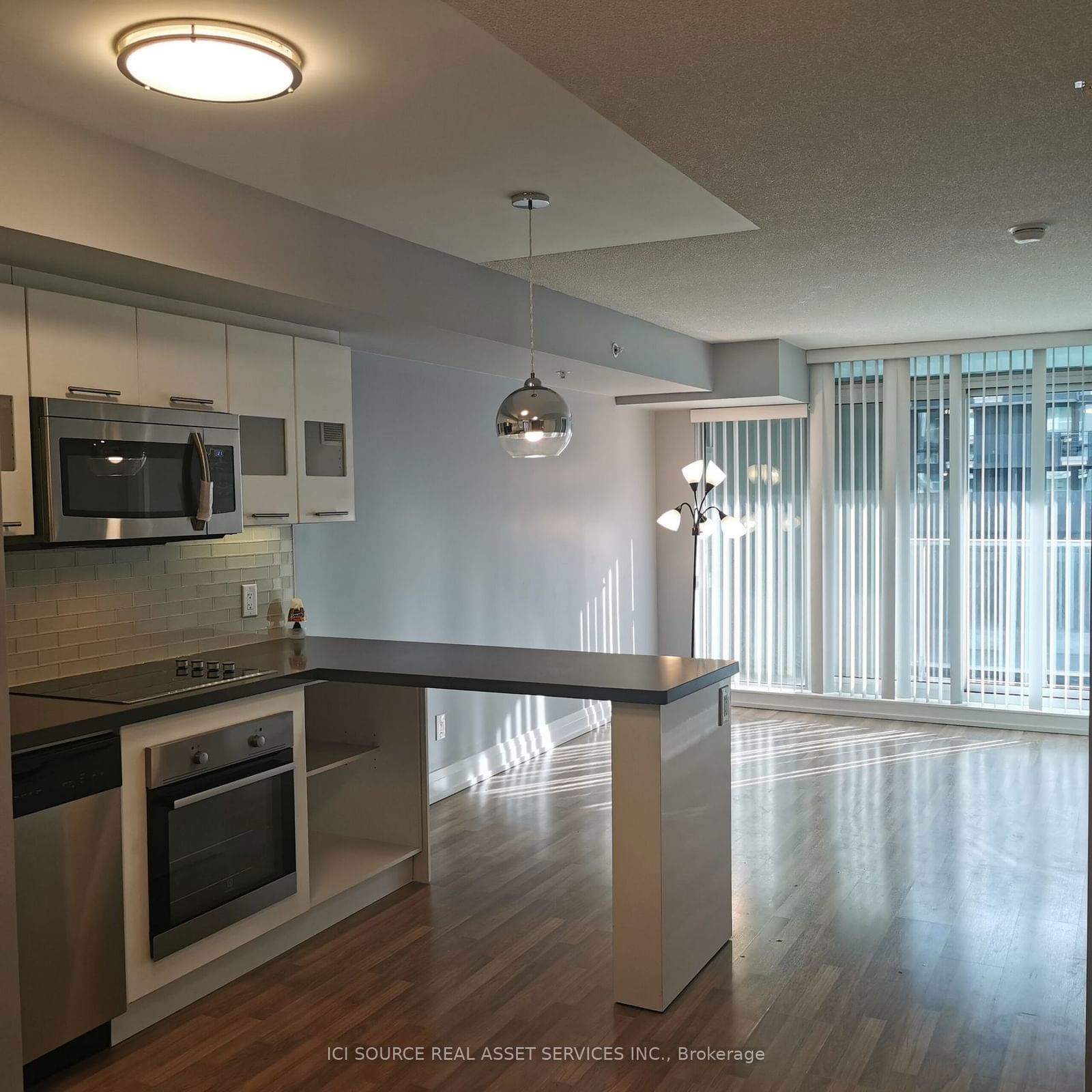 555 Wilson Ave, unit E303 for rent