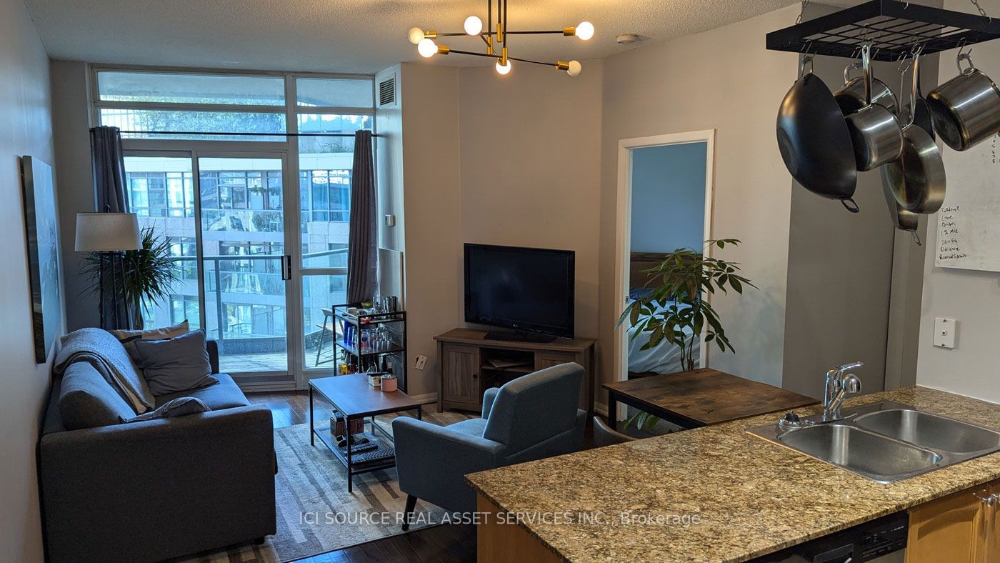 231 Fort York Blvd, unit 704 for rent