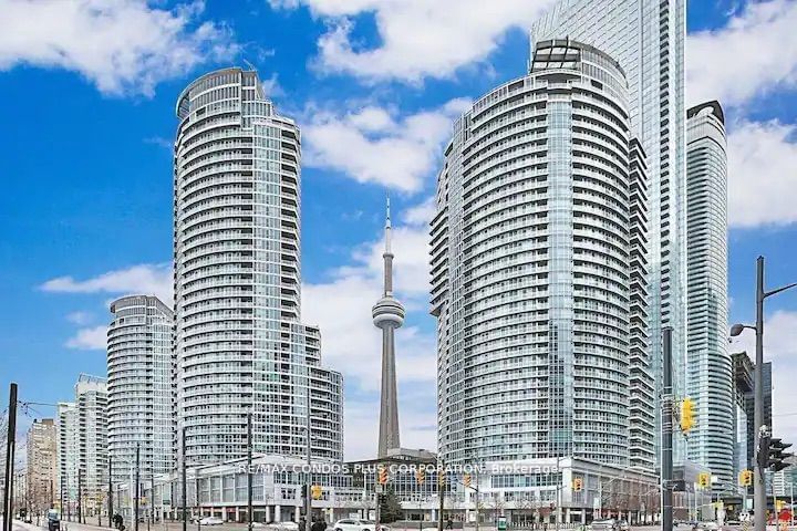 208 Queens Quay W, unit 603 for rent