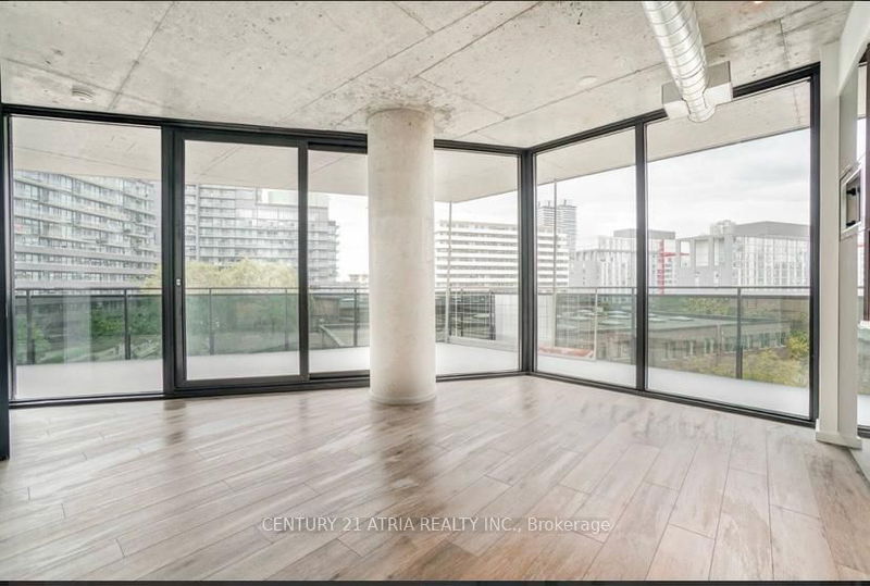 21 Lawren Harris Sq, unit 404 for rent