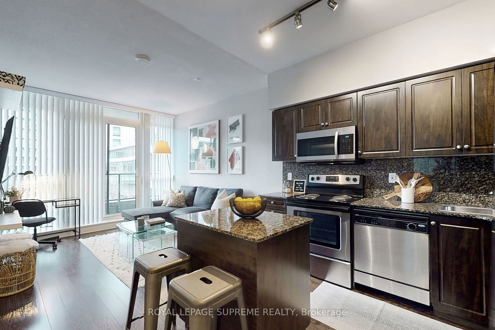 215 Fort York Blvd, unit 314 for sale