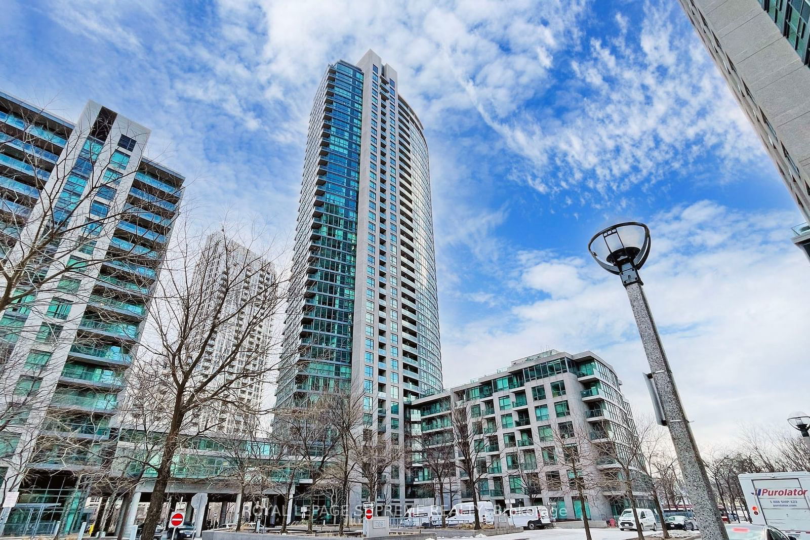 215 Fort York Blvd, unit 314 for sale