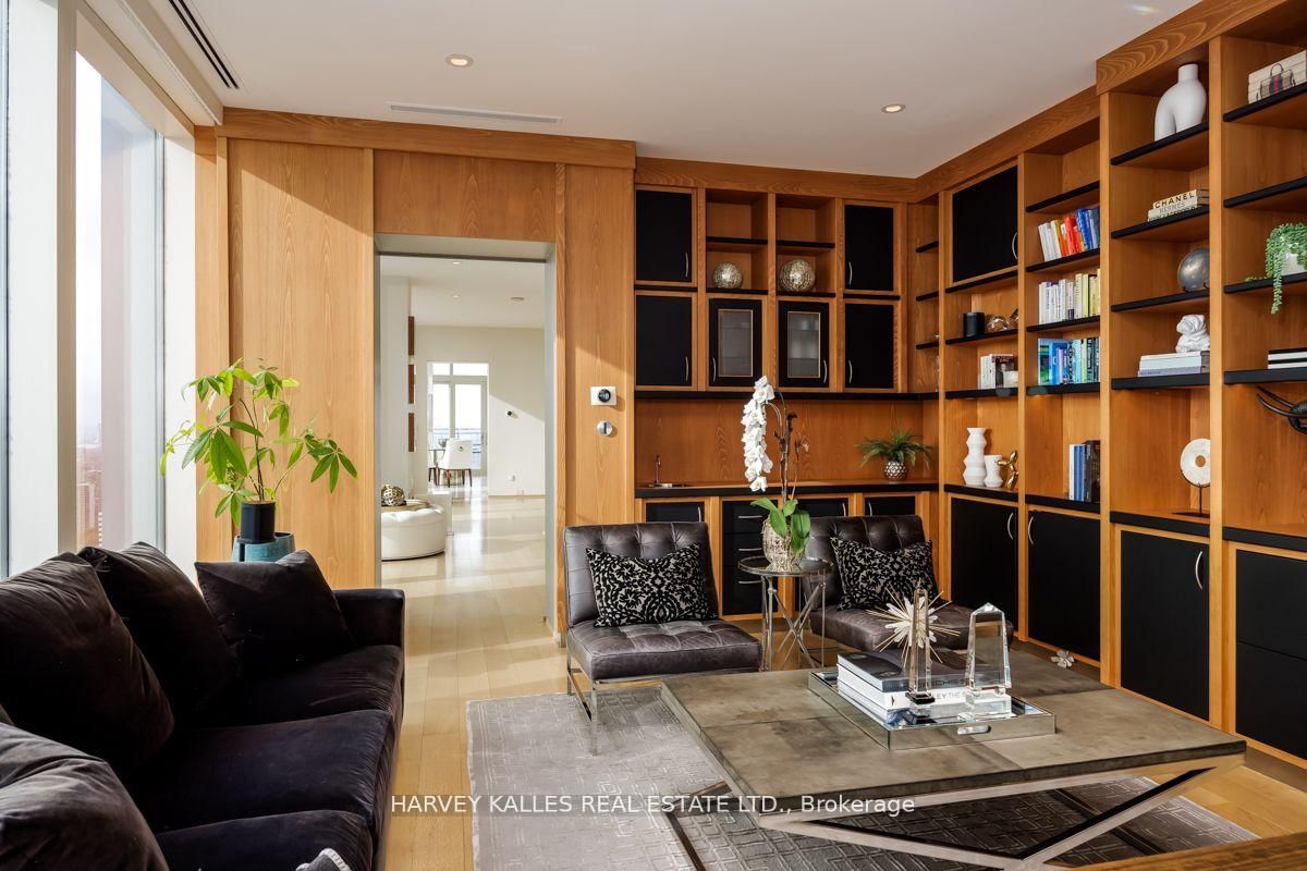 50 Yorkville Ave, unit 4403 for sale