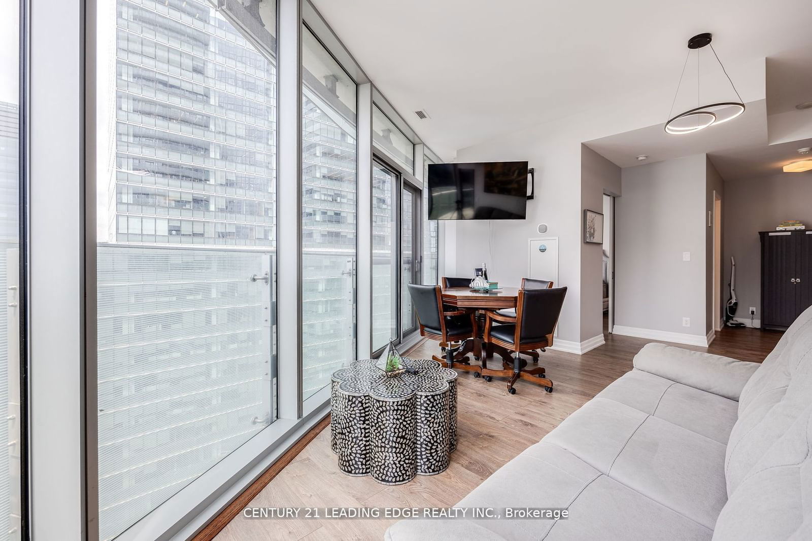 12 YORK St, unit 2907 for sale