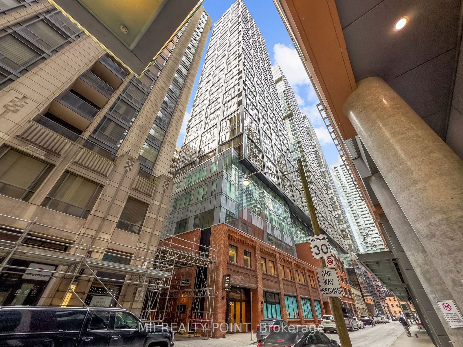 15 Mercer St, unit 1705 for rent