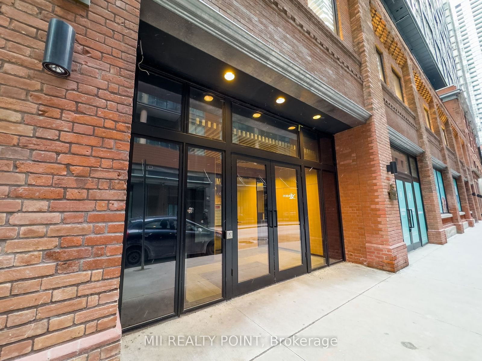 15 Mercer St, unit 1705 for rent